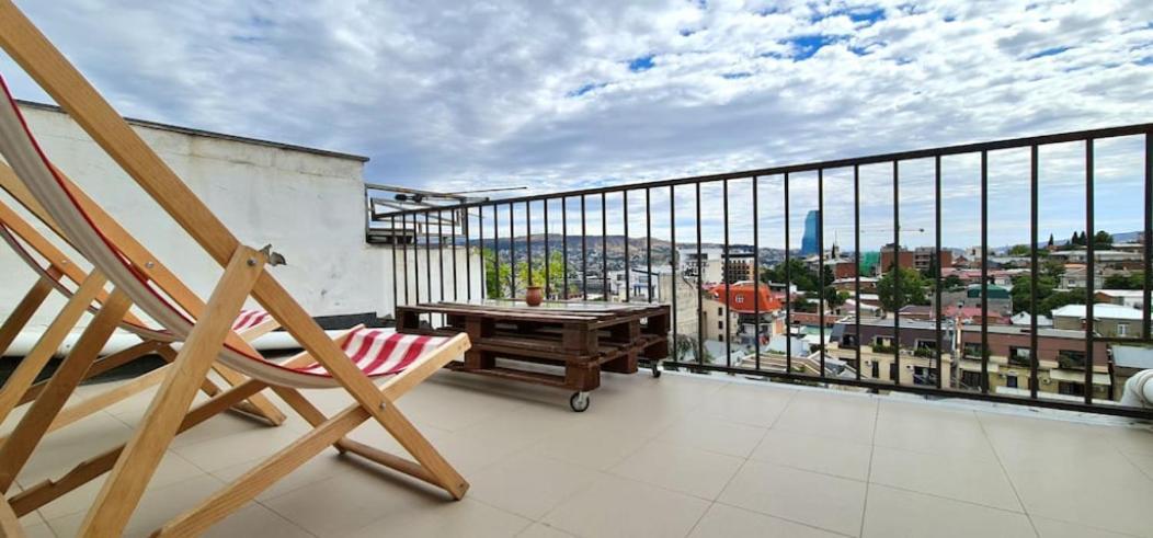 Duplex Apartment In The City Center Tbilisi Exterior photo
